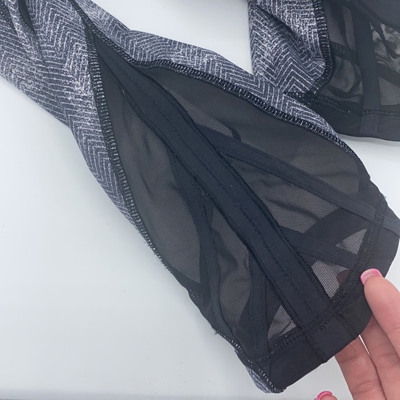 Lululemon Essential Rhythm Crop Legging Diffusion - Picture 8 of 11